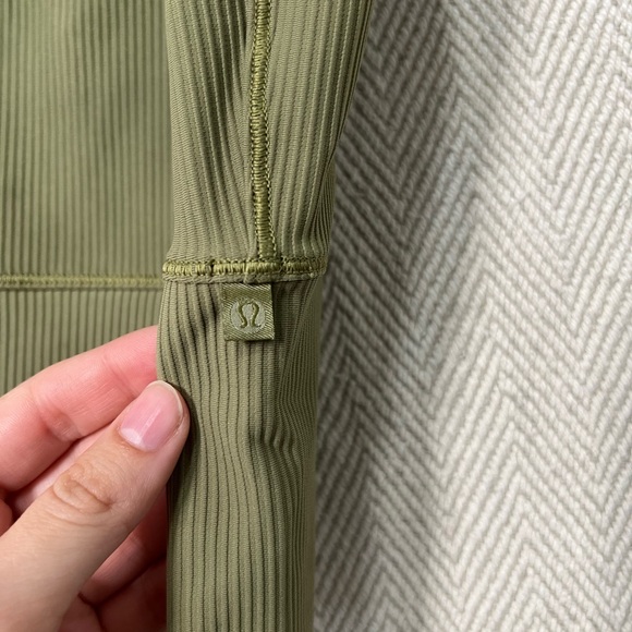 Lululemon Reversible Halter Top - Picture 5 of 6